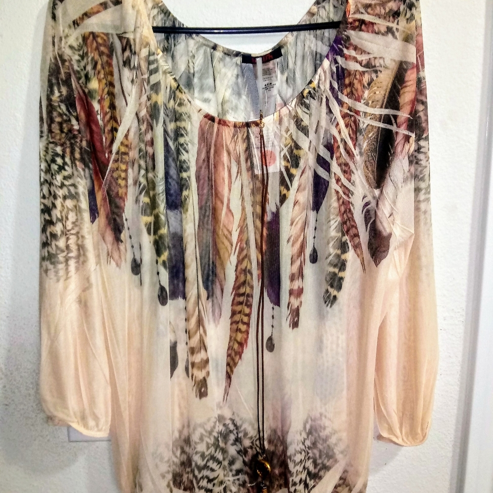 Blush top/necklace included